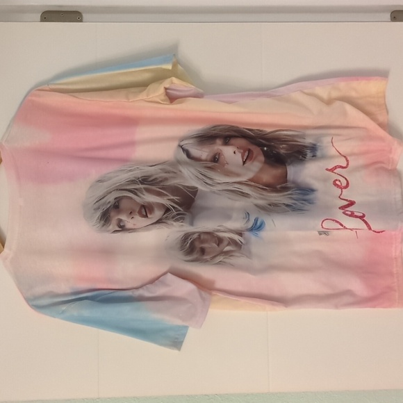 Taylor Swift Pink and Blue oversized Lover rainbow Short Sleeve Tee - Picture 7 of 8
